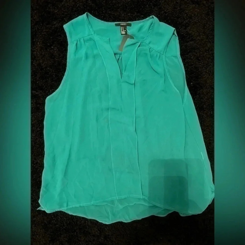 Brand new womens forever 21 blouse